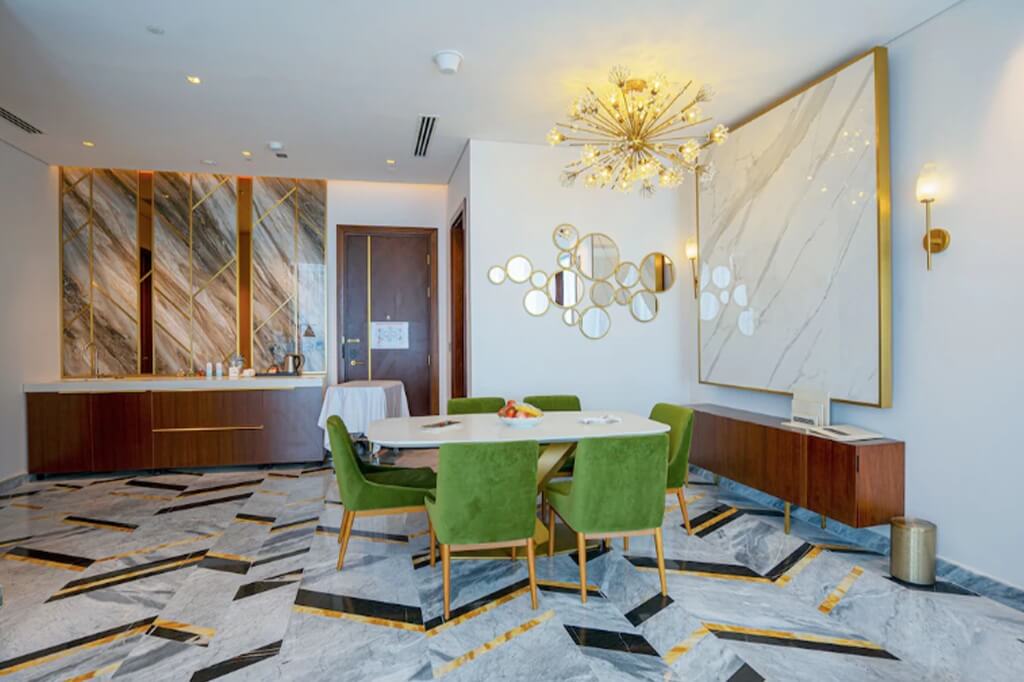Shell Tower (Velero Hotel) Doha
