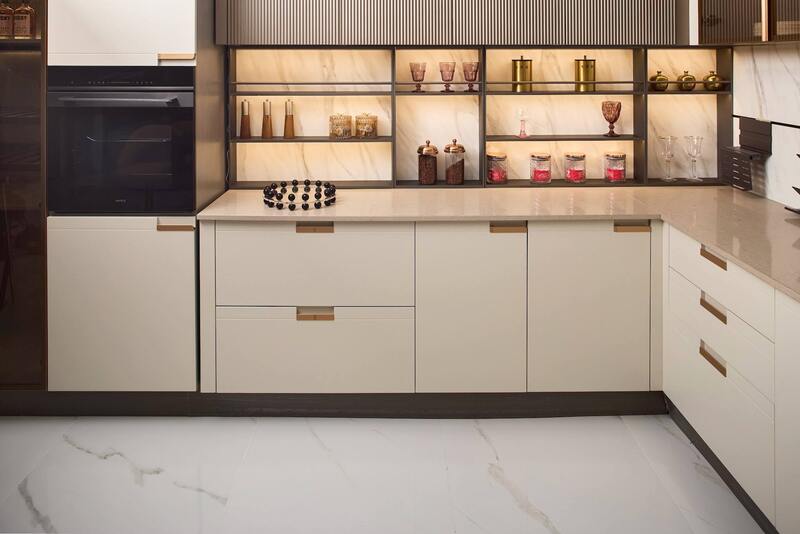 Phòng bếp trong thiết kế nội thất biệt thự Vinhomes chuẩn mực, tiện nghi và đẳng cấp